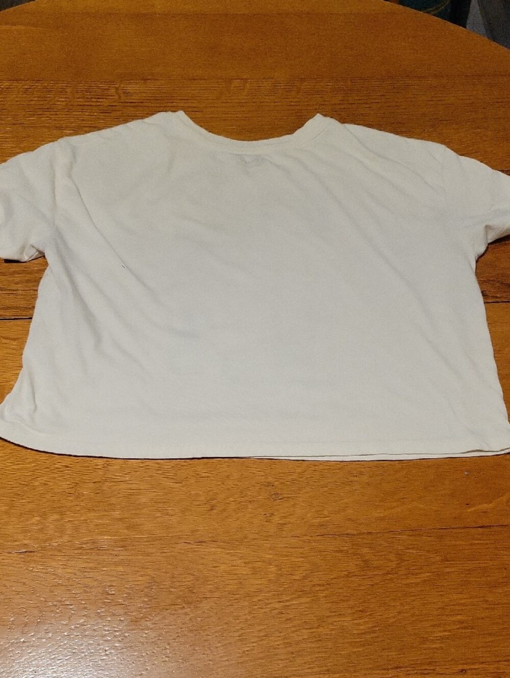 Old Navy White Kids' Dolly Parton Graphic Tee with Blue, Yellow, Orange Print - Picture 4 of 4